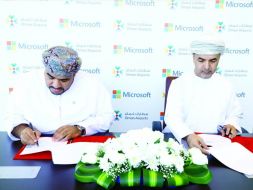 Oman Airports signs a memorandum of understanding with Microsoft to promote Airp..